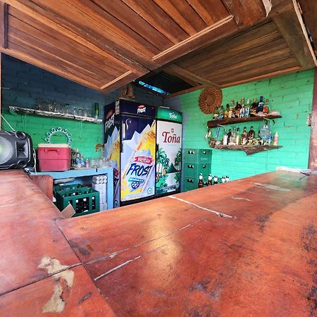 La Cascada Hostel & Restaurant Ривас Екстериор снимка